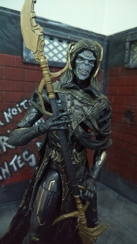 Corvus Glaive (ordem Negra) - Marvel Legends