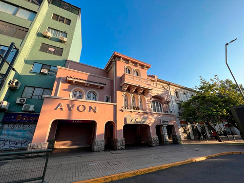 Arriendo Amplio Local Comercial En Avenida Providencia