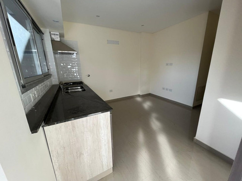 Imagen 3 de 15 de Departamento 2 Ambientes C/patio A Estrenar Financ