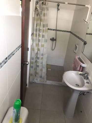 Chacra De 6 Suites, Piscina, Parrillero Y Hermosas Vistas !!