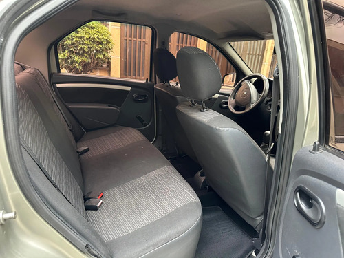 Renault Logan F.Ii 1.6 Expression Fii