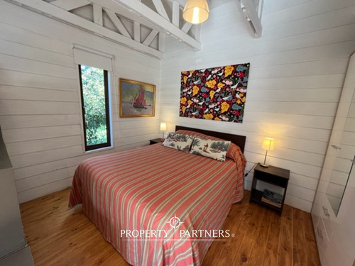Sitio Con 2 Casas En Huertos De Chile