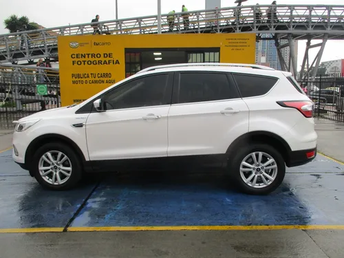 Ford Escape 4x2 2000cc At Aa