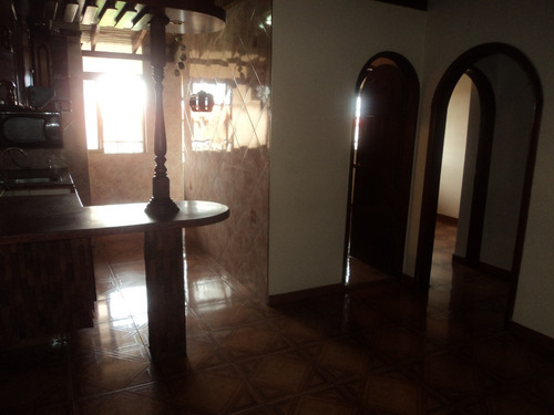 Imagen 10 de 16 de Venta De Apartamento En Urbanización El Lago Ii/madre María 04124827470