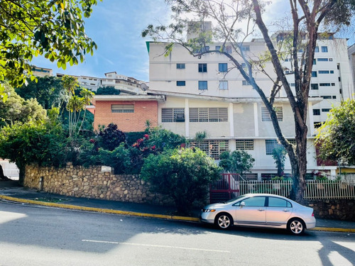 Estupenda Casa En Esquina En Sta Monica