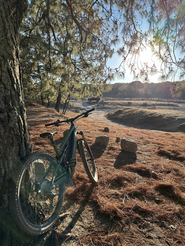 E-bike Pivot Pivot Shuttle Am