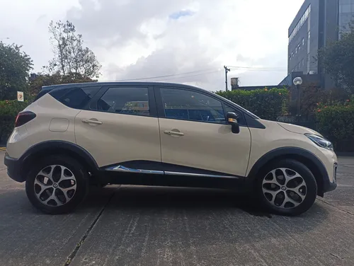 Renault Captur 2.0 Intens Automática