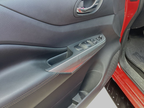 Nissan Frontier 2.5 Le Platinum At