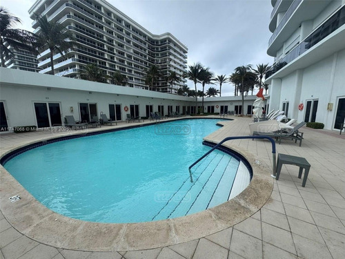 Departamento En Venta En Bal Harbour, Miami, Florida