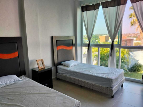Casa En Venta, Club De Golf Santa Fe Xochitepec, 5 Recamaras