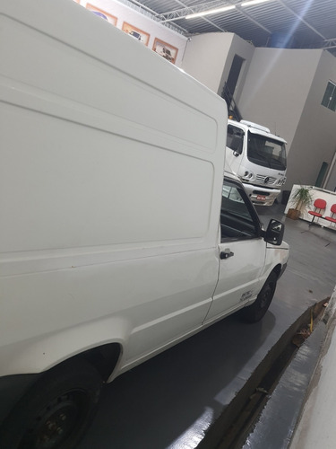Imagem 2 de 3 de Fiat Fiorino 2006 1.3 Fire 4p