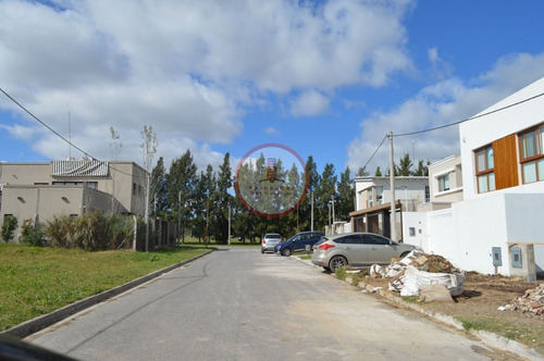 Imagen 3 de 10 de Terreno Lote En Venta Ubicado En Joaquín Gorina, La Plata