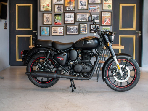 Royal Enfield Classic 350 Dark Stealth Black Reserva 