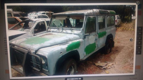 Land Rover Defender Sucata