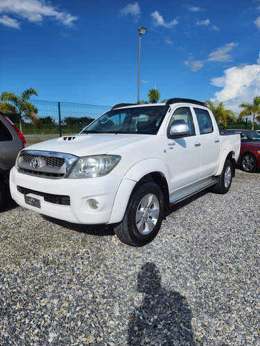 Toyota Hilux Srv 3.0, Diesel