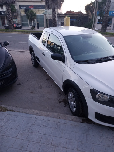 Imagen 10 de 15 de Volkswagen Saveiro 2014 1.6 Gp Ce 101cv Pack Electr.+seg.