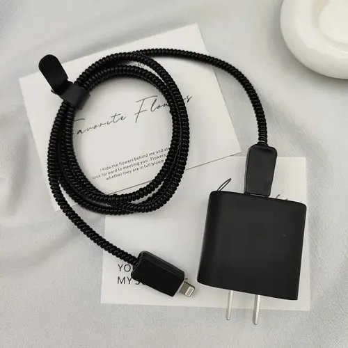 Protector Para Cargador Iphone Forro Liso Regalo Negro Lisa