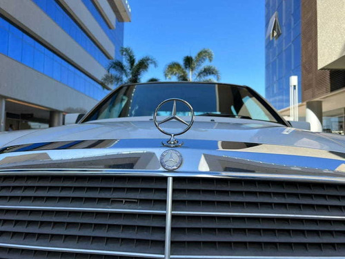 Imagem 11 de 15 de Mercedes-benz 230 E 2.3 4p 1992