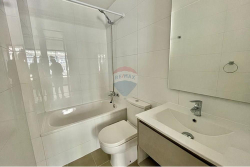 Estudio Nuevo Con Amplio Balcón En Ñuñoa, Piso 4