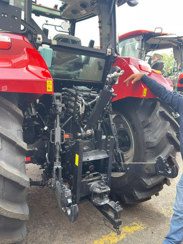 Tractor Agrícola Case Farmall 110m