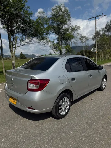 Renault Logan 1.6 Expression