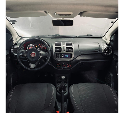 Fiat Grand Siena 1.4 MPI ATTRACTIVE 8V FLEX 4P MANUAL