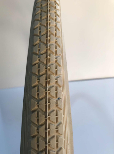Cubierta Para Bicicleta 26 X 1 1/2 Beige Inglesa Dama. C-329