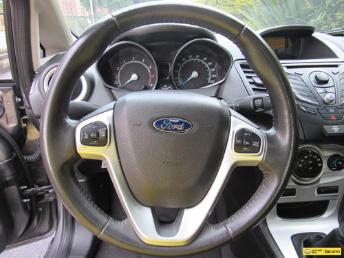 Imagen 14 de 25 de Ford Fiesta 1.6 Se