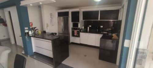 Imagen 3 de 21 de Hermoso Townhouse En El Bosque