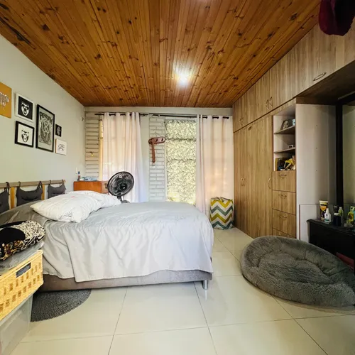 Casa En Venta En Colseguros. Cod V8014664