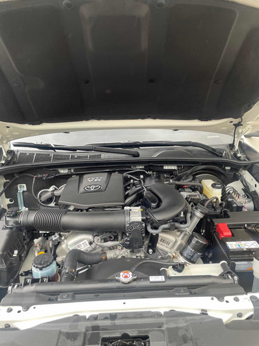 Imagen 11 de 11 de Toyota Fortuner Vx