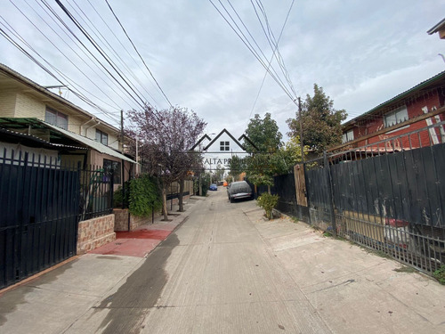 Casa De 2 Dormitorios Y 2 Baños Comuna De Puente Alto