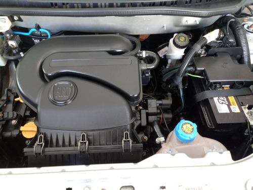Imagem 8 de 9 de Fiat Uno Attractive 1.0 2016