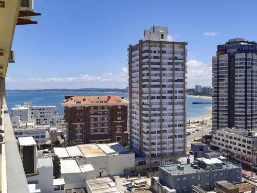 Imagen 4 de 18 de Apartamento En Venta En Peninsula - Punta Del Este - Piso Alto!
