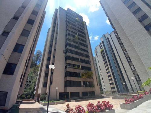 Imagen 20 de 26 de Se Vende Lindo Apartamento Actualizado 124 M² 3hab+serv/3b/2p El Cigarral
