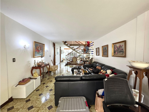 Vendo Casa 370m2 Lomas De Chuao 3189