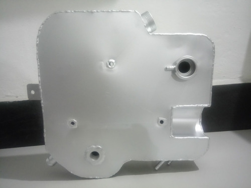 Reservorio De Agua Iveco Vertis En Aluminio
