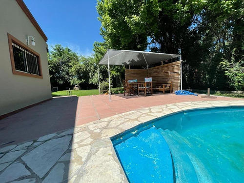 Imagen 26 de 27 de Casa Quinta A La Venta En Del Viso Centro!