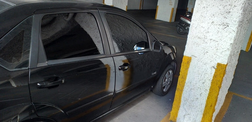 Ford Fiesta 1.0 Sedan 2010 80.000 Km