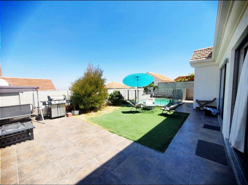Venta Casa La Florida, Aislada 2do Piso, 5 Dorm, Panul