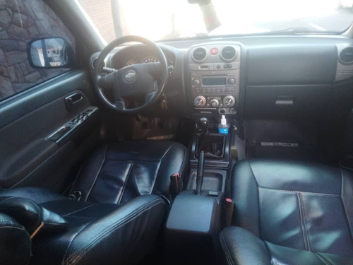Imagen 8 de 12 de Chevrolet Luv Dmax Sincronica 4x4