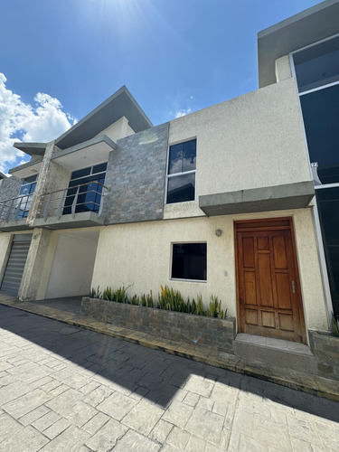 Townhouse En Naguanagua Sector Manantial Res. Naiguata (ch)