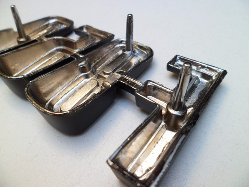 Insignia Emblema En Guardabarros F-350 Ford 74/82 Metalica