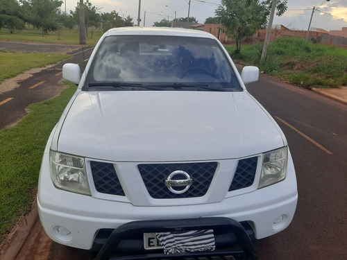 Nissan Frontier 2010 2.5 Xe Cab. Dupla 4x4 4p
