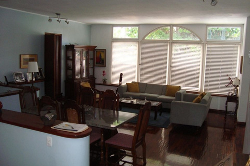 Imagen 4 de 16 de Hermosa Casa Mùltinivel En Venta Prados Del Este Mls #21-894