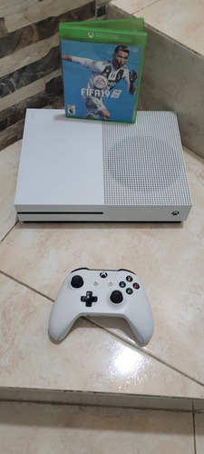 Xbox One S De 500 Gn Con 1 Mando