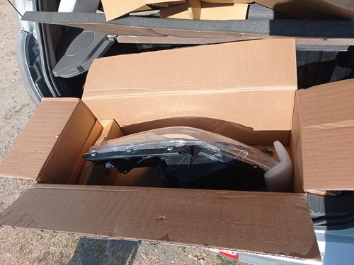 Faro Toyota Yaris 2006 2008 Derecho Izquierdo Depo