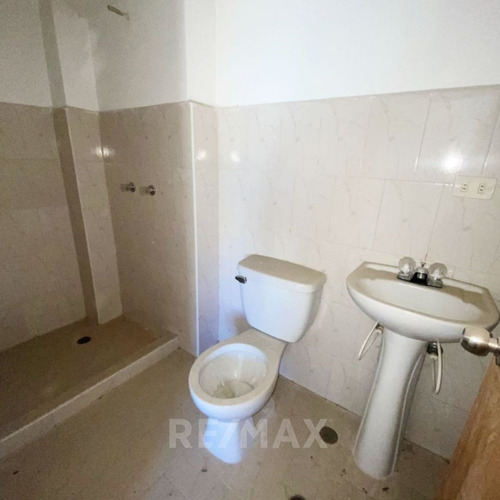 Imagen 8 de 11 de Se Vende Apartamento Ubicado En El Conjunto Residencial Los Roques En La Avenida Intercomunal Turmero Maracay A Pocos Metros De Farmatodo