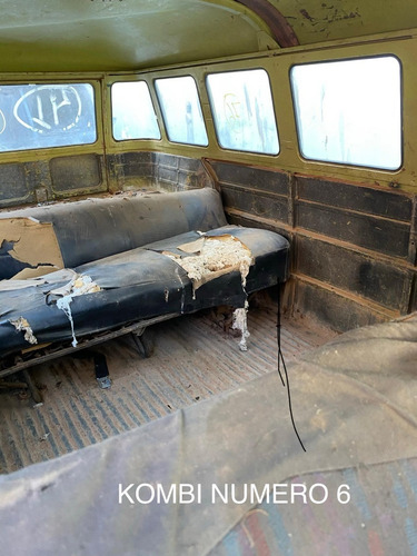 Kombi Corujinha Sucata