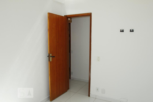 Apartamento À Venda - Centro, 2 Quartos, 48 - S893128032